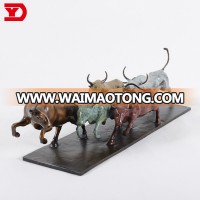 Hot sell small bronze cattle herd sculpture for sale